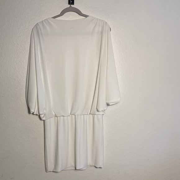 Cach'e White Rhinestone Dress Peek-A-Boo Shoulder Size Medium - Picture 4 of 5